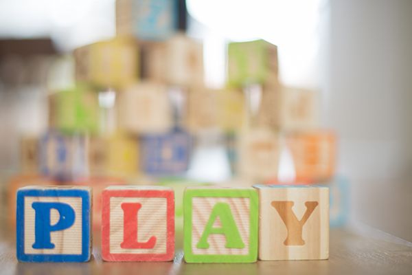 Play Language Games on Language Avenue