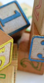 Play Bumpy Numbers Vocabulary Game for English Learners ESL on Language Avenue